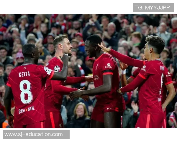 足总杯惊天冷门本菲卡狂胜曼联五球引发全场震动